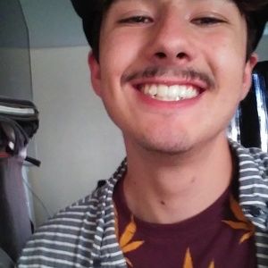 Meet your Posher, Aaron